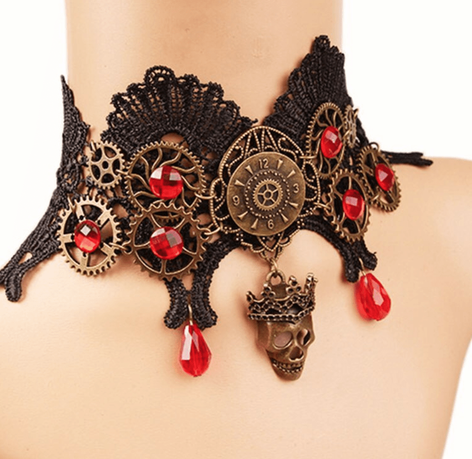 Skull Queen Necklace