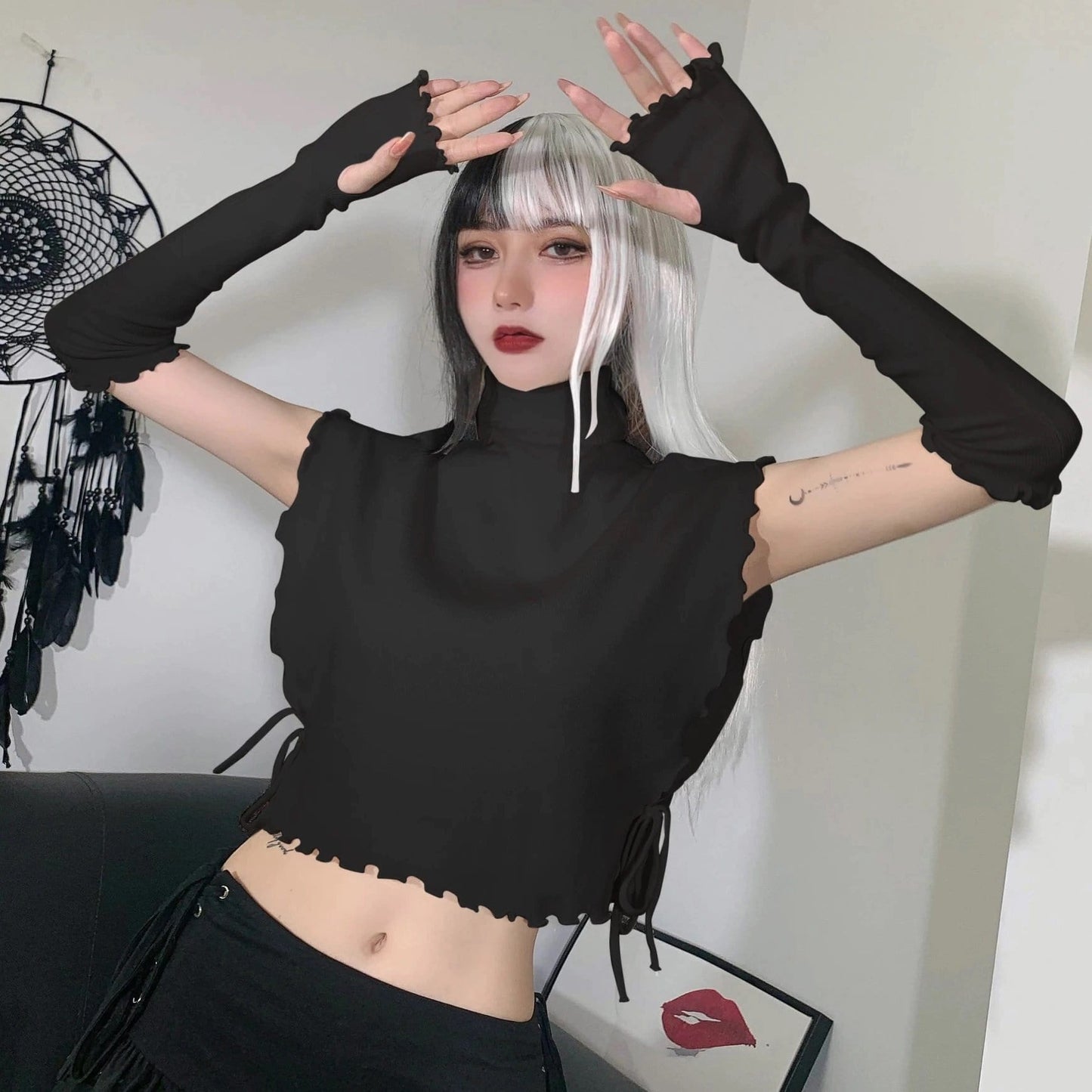 Fleurdelice Turtleneck Crop Top