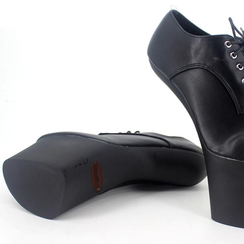 Peculiar Essence Heelless Shoe