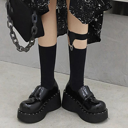 Weak-Kneed Gothic Platform Shoes