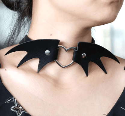 Heart Gothic Choker