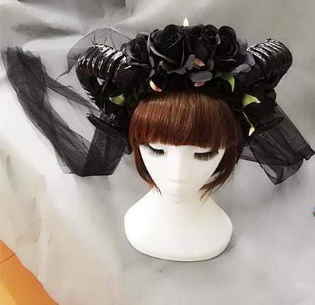 With 60cm Veil